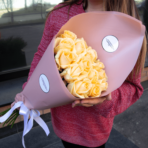 Букет из 15 "Аваланш Пич" Pink - Розы 40 см.