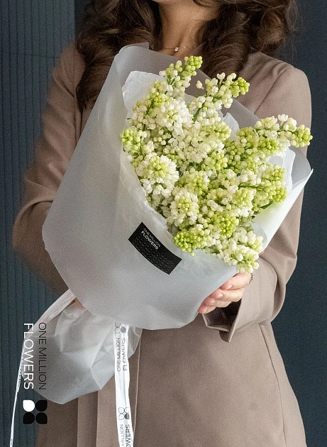 Букет сирени "Вайт Лайли" midi Mate